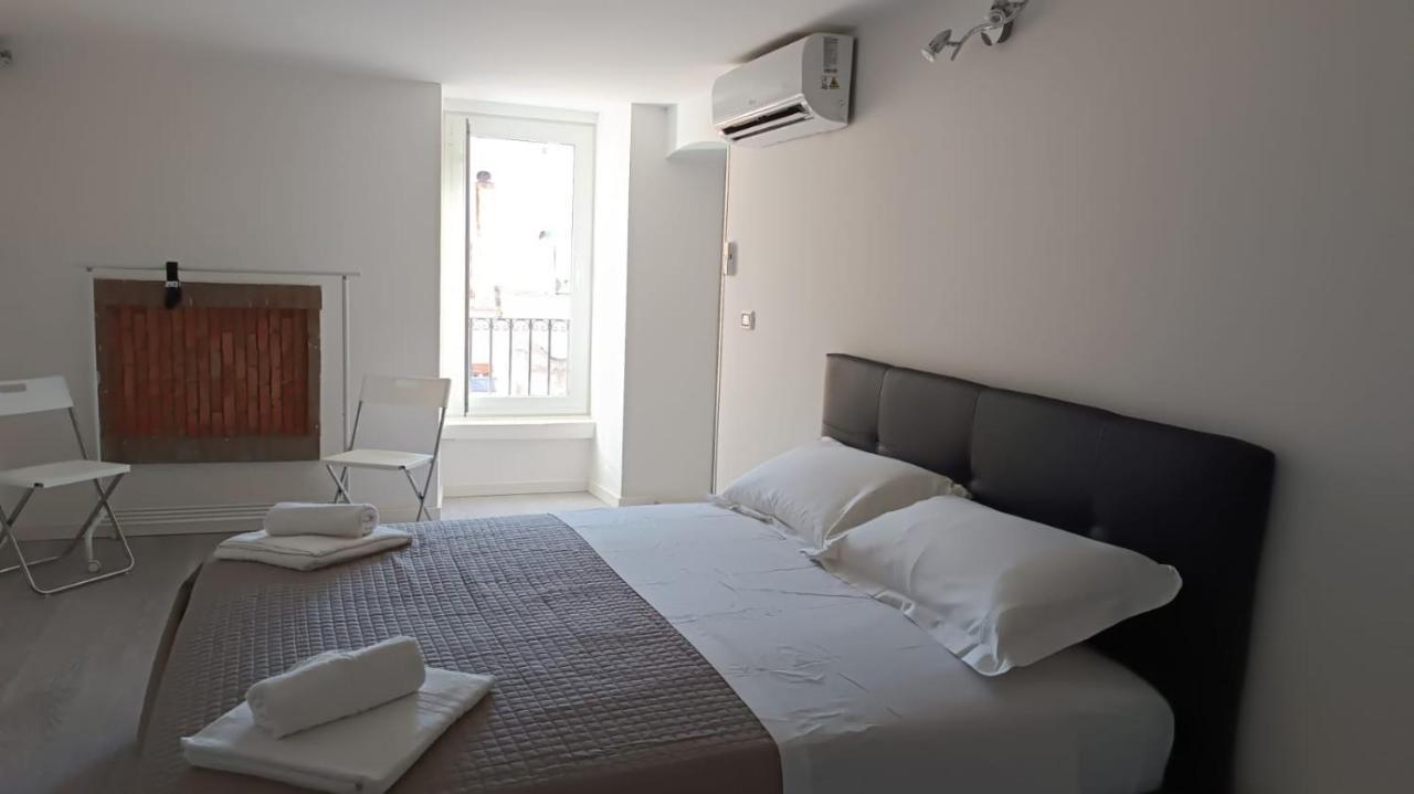 Di Fronzo Guest House T Triggiano Eksteriør billede